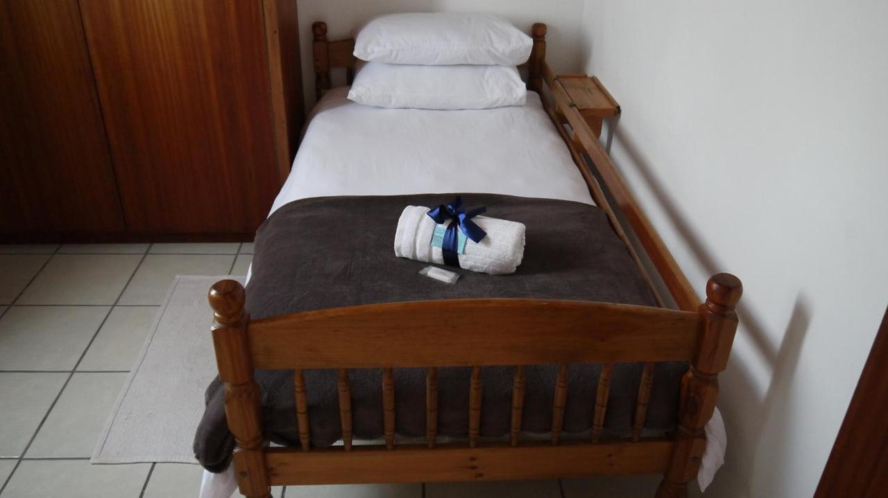30m² 1 slaapkamer, 1 privé badkamer Appartement in Bluewater Bay Port Elizabeth Buitenkant foto